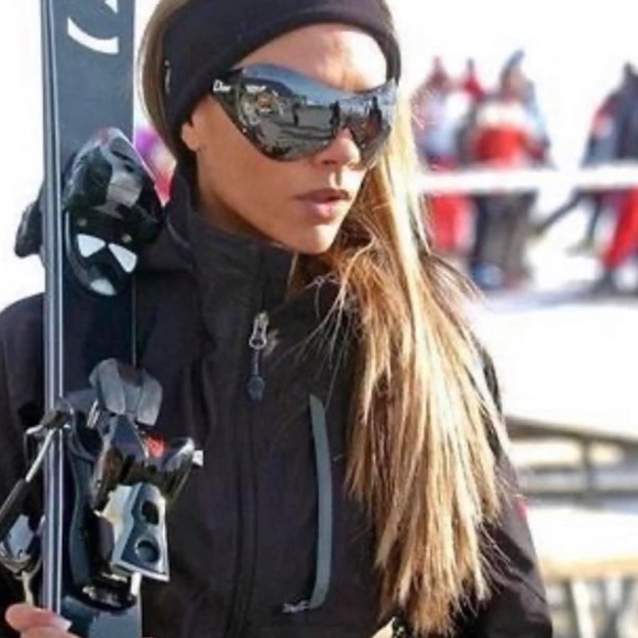 *Rare* Christian Dior, ‘Ski 1’, ski shield sunglasses with ski case - Picture 6 of 10